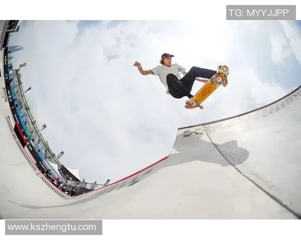 南京飞盘队在世界滑板锦标赛中以56分稳居积分榜首位